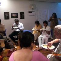 20100815_Photo_1011_15-16-Devotees-cherish-delicious-sattvic-food_CMP_WM